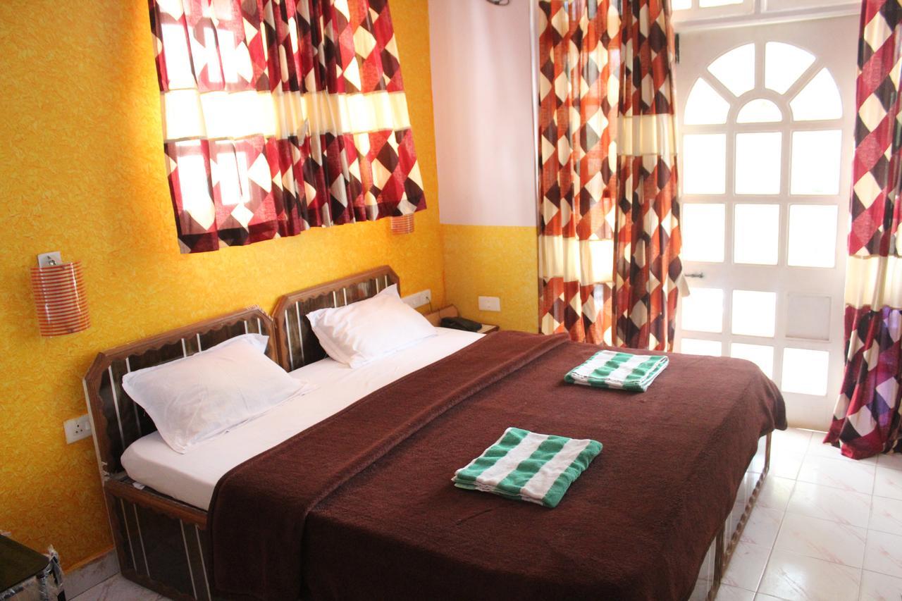 פאנג'י Hotel Natasha מראה חיצוני תמונה