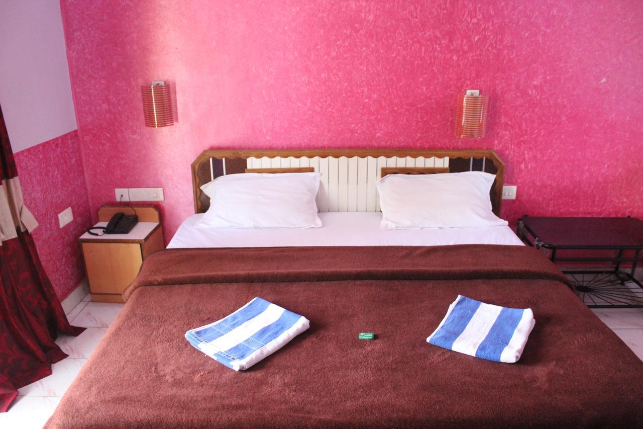 פאנג'י Hotel Natasha מראה חיצוני תמונה