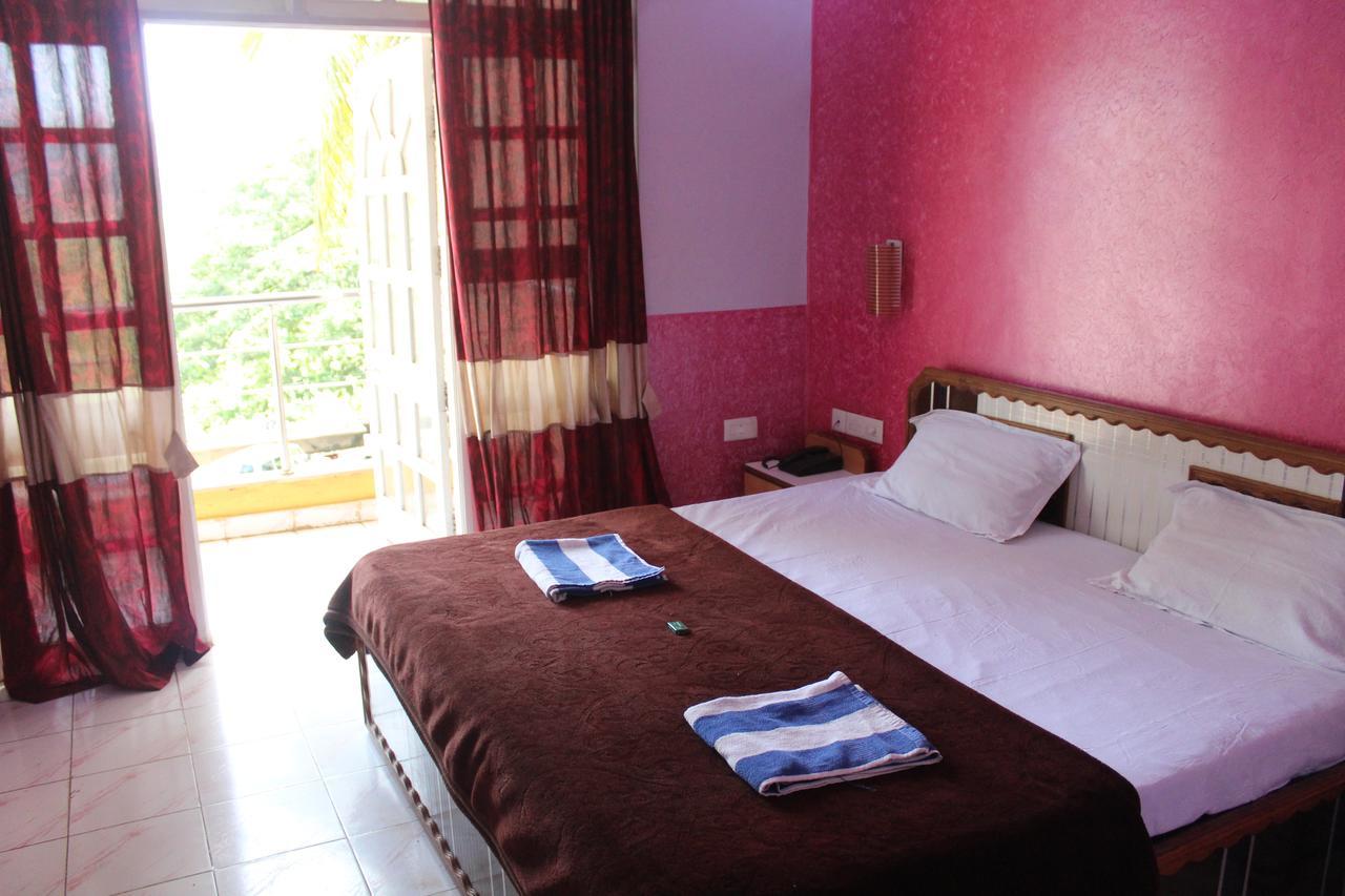 פאנג'י Hotel Natasha מראה חיצוני תמונה